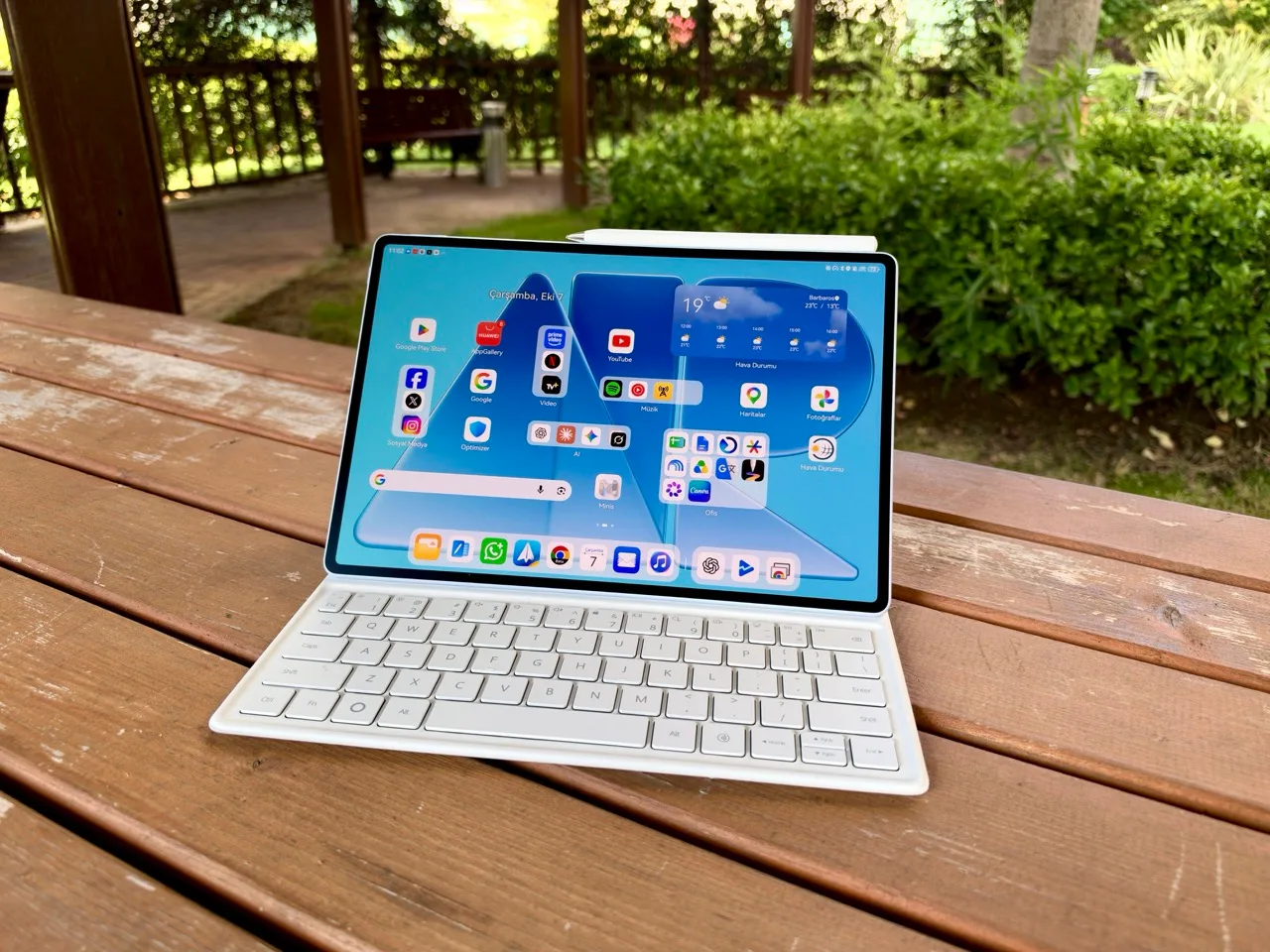 Huawei MatePad Air : Test d&rsquo;un espace de travail puissant dans un châssis léger