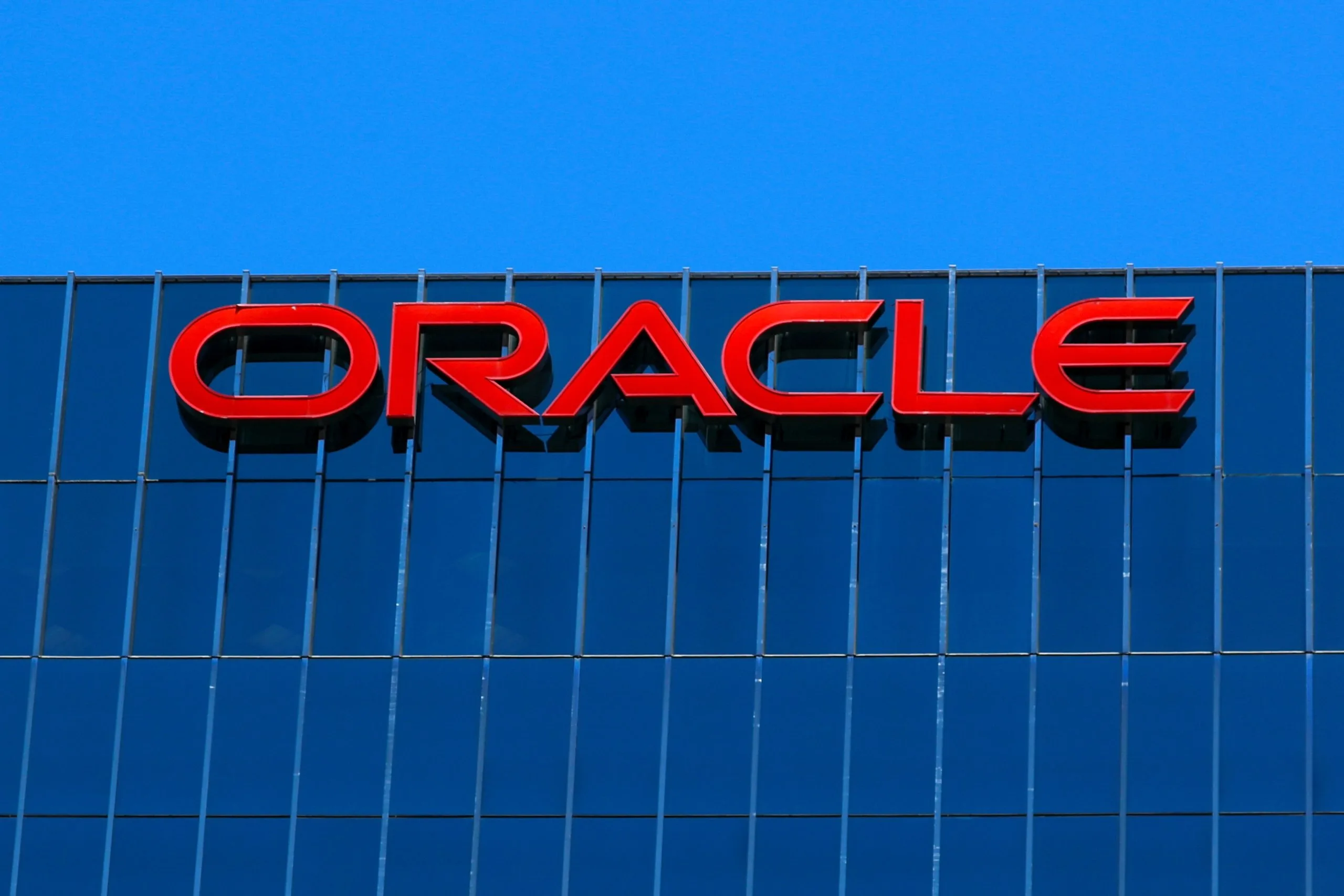 Oracle et AstraZeneca s’associent pour l’IA dans la recherche clinique